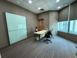 The Octagon (D1), Office #558225891